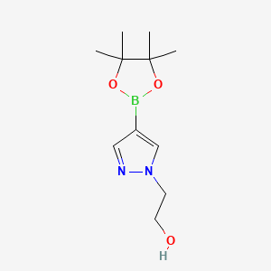 Structuur - 4-(4,4,5,5-Tetramethyl-1,3,2-dioxaborolan-2-yl)-1H-pyrazole-1-ethanol, 2-[4-(4,4,5,5-Tetramethyl-1,3,2-dioxaborolan-2-yl)-1H-pyrazol-1-yl]ethanol, 2-[4-(4,4,5,5-Tetramethyl-[1,3,2]dioxaborolan-2-yl)pyrazol-1-yl]ethanol, 2-(4-(4,4,5,5-Tetramethyl-1,3,2-dioxaborolan-2-yl)-1H-pyrazol-1-yl)ethanol